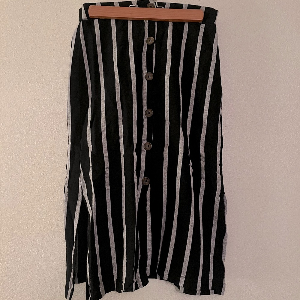 Love Tree Linen Blend Midi Skirt